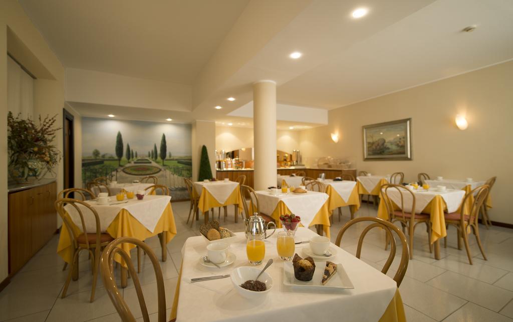 Hotel Fenice Milão Exterior foto